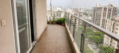 Balcony Image of 1955 Sq.ft 3 BHK Apartment / Flat for rent in Nandini Metro Suites Bliss, Vaishali Ghaziabad for Rs. 50000