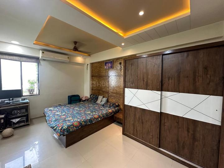 Bakeri Shaunak Apartments Main Image 1