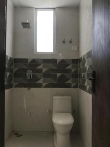 Common Bathroom Image of 1125 Sq.ft 2 BHK Apartment / Flat for sale in Aarambh Heights, Surajpur Greater Noida for Rs. 4845000