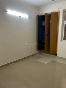 Bedroom Image of 910 Sq.ft 2.5 BHK Apartment / Flat for sale in Amrapali Silicon City, Sector 76 Noida for Rs. 11500000