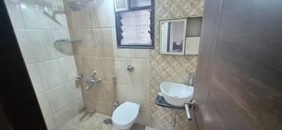 Bathroom Image of 850 Sq.ft 2 BHK Apartment / Flat for rent in Vastushree Adrina, Mundhwa Pune for Rs. 35000