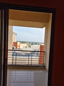 Balcony Image of 1240 Sq.ft 3 BHK Apartment / Flat for rent in Siddha Waterfront Phase I, Rahara Kolkata for Rs. 15000