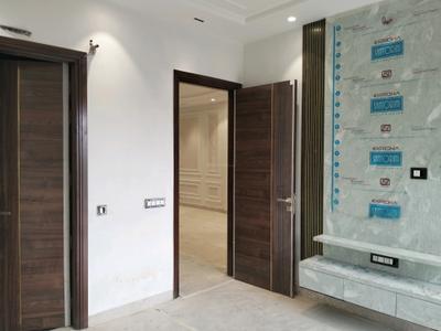 Bedroom Image of 1500 Sq.ft 3 BHK Builder Floor for sale in Mukherjee Nagar New Delhi for Rs. 25000000