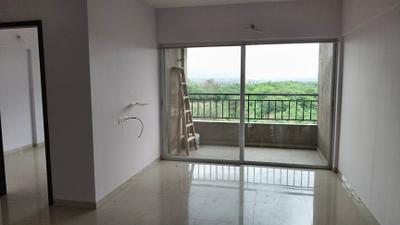 Living Room Image of 1000 Sq.ft 2 BHK Apartment / Flat for rent in Mantra Montana, Dhanori Pune for Rs. 25000