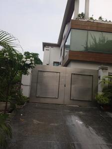 Balcony Image of 3229 Sq.ft 10 BHK Independent House for sale in Sector 93 Noida for Rs. 100000000