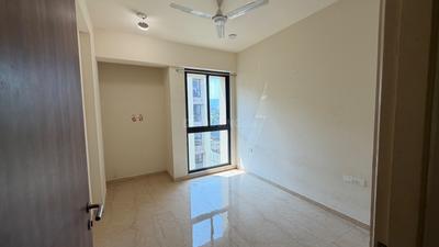 Bedroom Image of 1128 Sq.ft 2 BHK Apartment / Flat for sale in Lodha Sterling, Thane West Thane for Rs. 19200000