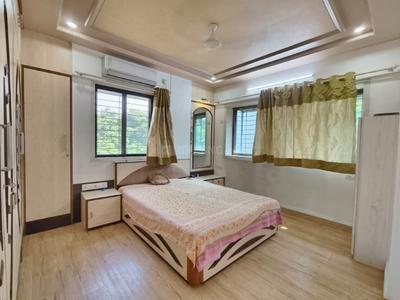 Bedroom Image of 1050 Sq.ft 3 BHK Apartment / Flat for sale in Silver Bells Apartments, Dahisar West Mumbai for Rs. 25000000