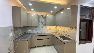 Kitchen Image of 950 Sq.ft 3 BHK Apartment / Flat for sale in Chhattarpur New Delhi for Rs. 7500000