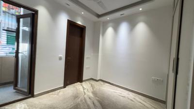Bedroom Image of 1350 Sq.ft 3 BHK Builder Floor for sale in Janakpuri New Delhi for Rs. 37300000