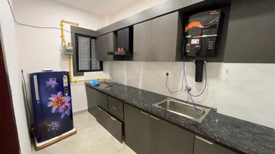 Kitchen Image of 1500 Sq.ft 1 RK Apartment / Flat for rent in Mahalakshmi Nagar Indore for Rs. 16000