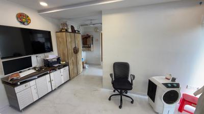 Living Room Image of 735 Sq.ft 2 BHK Apartment / Flat for rent in Gurukrupa Nigam, Ghatkopar East Mumbai for Rs. 70000
