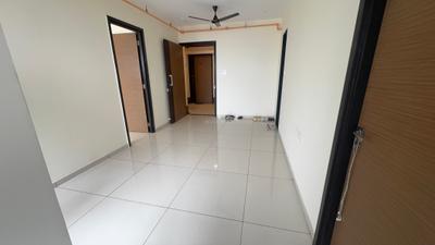 Living Room Image of 560 Sq.ft 2 BHK Apartment / Flat for sale in 34 Park Estate, Goregaon West Mumbai for Rs. 15500000