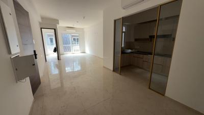 Living Room Image of 1627 Sq.ft 3 BHK Apartment / Flat for sale in Smartworld Orchard, Sector 61 Gurgaon for Rs. 22500000