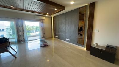 Living Room Image of 2550 Sq.ft 3 BHK Apartment / Flat for rent in Vista Tribute, Ashok Nagar Bengaluru for Rs. 225000