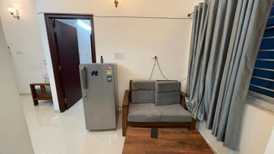Living Room Image of 1000 Sq.ft 2 BHK Apartment / Flat for rent in Thanisandra Bengaluru for Rs. 25000