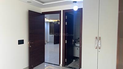Bedroom Image of 1350 Sq.ft 3 BHK Builder Floor for sale in Sector 17 Dwarka New Delhi for Rs. 30000000