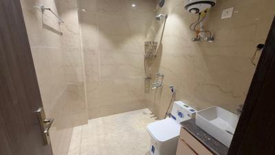 Image of 900 Sq.ft 2 BHK Independent House for rent in RWA Chhabra Block F, Lajpat Nagar, New Delhi for Rs. 55000