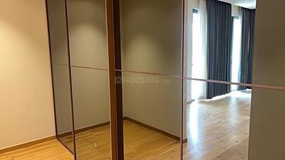 Bedroom Image of 4000 Sq.ft 4 BHK Apartment / Flat for sale in Embassy Lake Terraces, Hebbal Kempapura Bengaluru for Rs. 90000000