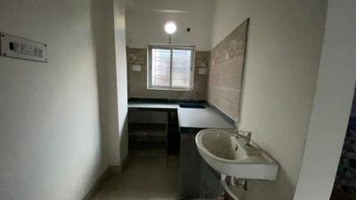 Kitchen Image of 778 Sq.ft 2 BHK Apartment / Flat for sale in Keshtopur Kolkata for Rs. 2300000