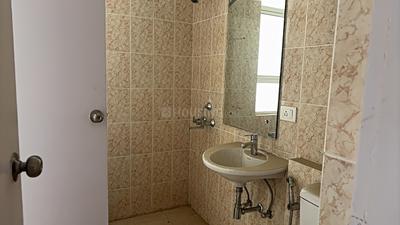 Image of 1200 Sq.ft 3 BHK Apartment / Flat for sale in Rising Homes At DXP 92, Sector 92, Gurgaon for Rs. 14800000