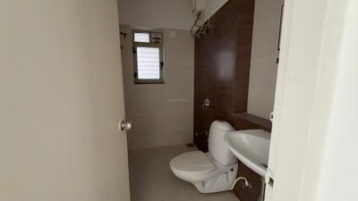 Image of 2280 Sq.ft 3 BHK Apartment / Flat for rent in Adani The Meadows, Shantigram, Ahmedabad for Rs. 42000