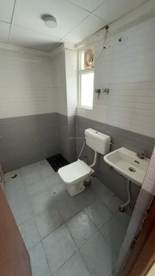 Bathroom Image of 612 Sq.ft 1 BHK Apartment / Flat for rent in ROF Amaltas, Sector 92 Gurgaon for Rs. 15000