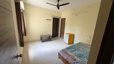 Bedroom Image of 850 Sq.ft 2 BHK Apartment / Flat for rent in Kharadi Pune for Rs. 32000