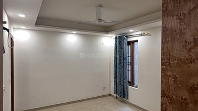 Bedroom Image of 1000 Sq.ft 3 BHK Builder Floor for rent in Sunlight Colony New Delhi for Rs. 42000