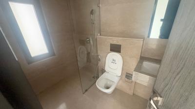 Image of 2100 Sq.ft 3 BHK Apartment / Flat for rent in Piramal Mahalaxmi Central Tower 2, Worli, Mumbai for Rs. 311000