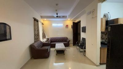 Living Room Image of 970 Sq.ft 2 BHK Apartment / Flat for rent in Prateek Grand City, Siddharth Vihar Ghaziabad for Rs. 29000