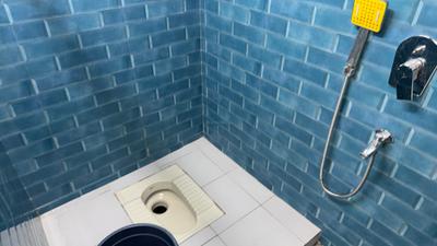 Bathroom Image of 225 Sq.ft 1 RK Apartment / Flat for rent in Powai Mumbai for Rs. 27000