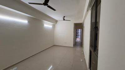 Living Room Image of 800 Sq.ft 3 BHK Apartment / Flat for rent in Habitat Prime, Sector 99A Gurgaon for Rs. 18200