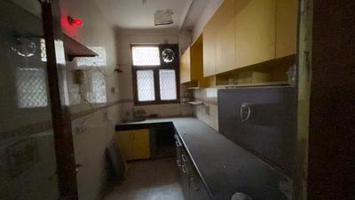 Kitchen Image of 1000 Sq.ft 3 BHK Builder Floor for sale in Patel Nagar New Delhi for Rs. 13000000