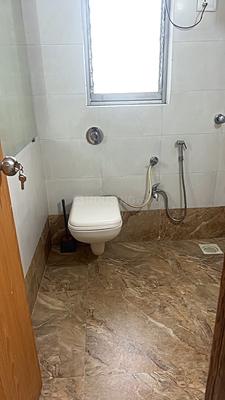 Landmark Bathroom One 3