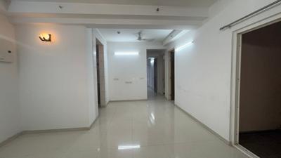 Living Room Image of 1400 Sq.ft 3 BHK Apartment / Flat for rent in Arihant Ambar, Noida Extension Greater Noida for Rs. 21500
