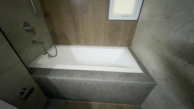 Image of 2385 Sq.ft 4 BHK Apartment / Flat for rent in Wave Veridia, Wave City, Ghaziabad for Rs. 55000