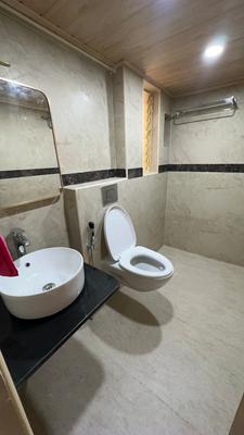 Image of 2100 Sq.ft 3 BHK Apartment / Flat for rent in Mittal Towers, Sivanchetti Gardens, Bengaluru for Rs. 115000