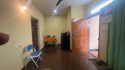 Living Room Image of 650 Sq.ft 1 BHK Apartment / Flat for rent in Vimanapura Bengaluru for Rs. 19000