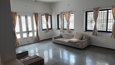Living Room Image of 2600 Sq.ft 3.5 BHK Villa for rent in Veer Sawarkar Nagar Nashik for Rs. 85000
