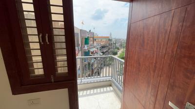 Bedroom Image of 950 Sq.ft 2 BHK Builder Floor for sale in Shalimar Garden Ghaziabad for Rs. 4300000