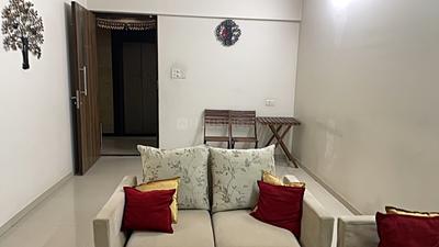 Living Room Image of 1090 Sq.ft 2 BHK Apartment / Flat for rent in Lokhandwala Octacrest, Kandivali East Mumbai for Rs. 79000