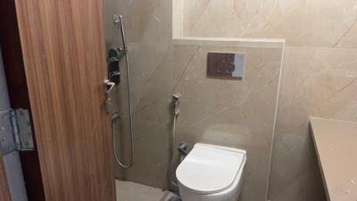 Image of 1600 Sq.ft 3 BHK Apartment / Flat for sale in Juhu, Mumbai for Rs. 72500000