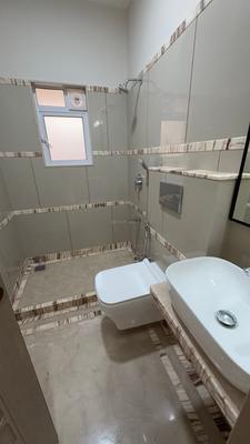 Image of 1050 Sq.ft 2 BHK Apartment / Flat for rent in Malad West, Mumbai for Rs. 80000