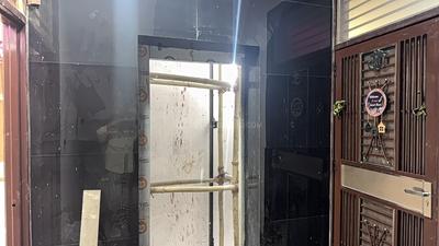 Lift Image of 1050 Sq.ft 3 BHK Apartment / Flat for sale in Govindpuram Ghaziabad for Rs. 4150000