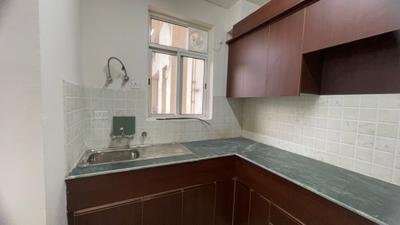 Kitchen Image of 1365 Sq.ft 3 BHK Apartment / Flat for rent in Jaypee Kosmos, Sector 134 Noida for Rs. 28000