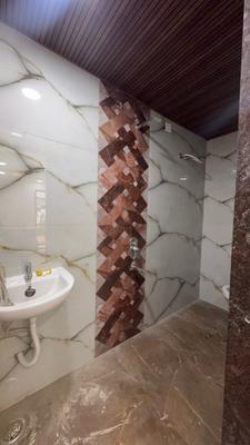 Bathroom Image of 1500 Sq.ft 1 BHK Apartment / Flat for rent in Mahalakshmi Nagar Indore for Rs. 22000