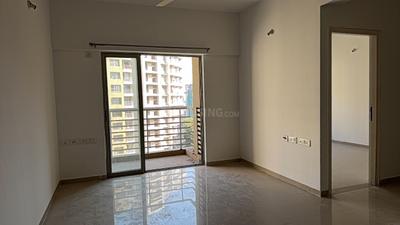 Living Room Image of 1080 Sq.ft 2 BHK Apartment / Flat for rent in Adani The Meadows, Shantigram Ahmedabad for Rs. 22500