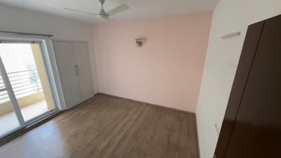 Bedroom Image of 1827 Sq.ft 3 BHK Apartment / Flat for rent in ABA Cleo County, Sector 121 Noida for Rs. 66000