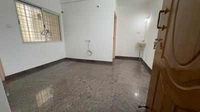 Living Room Image of 600 Sq.ft 1 BHK Apartment / Flat for rent in Indira Nagar Bengaluru for Rs. 28000