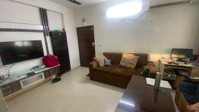 Living Room Image of 900 Sq.ft 2 BHK Apartment / Flat for sale in Chandkheda Ahmedabad for Rs. 5700000